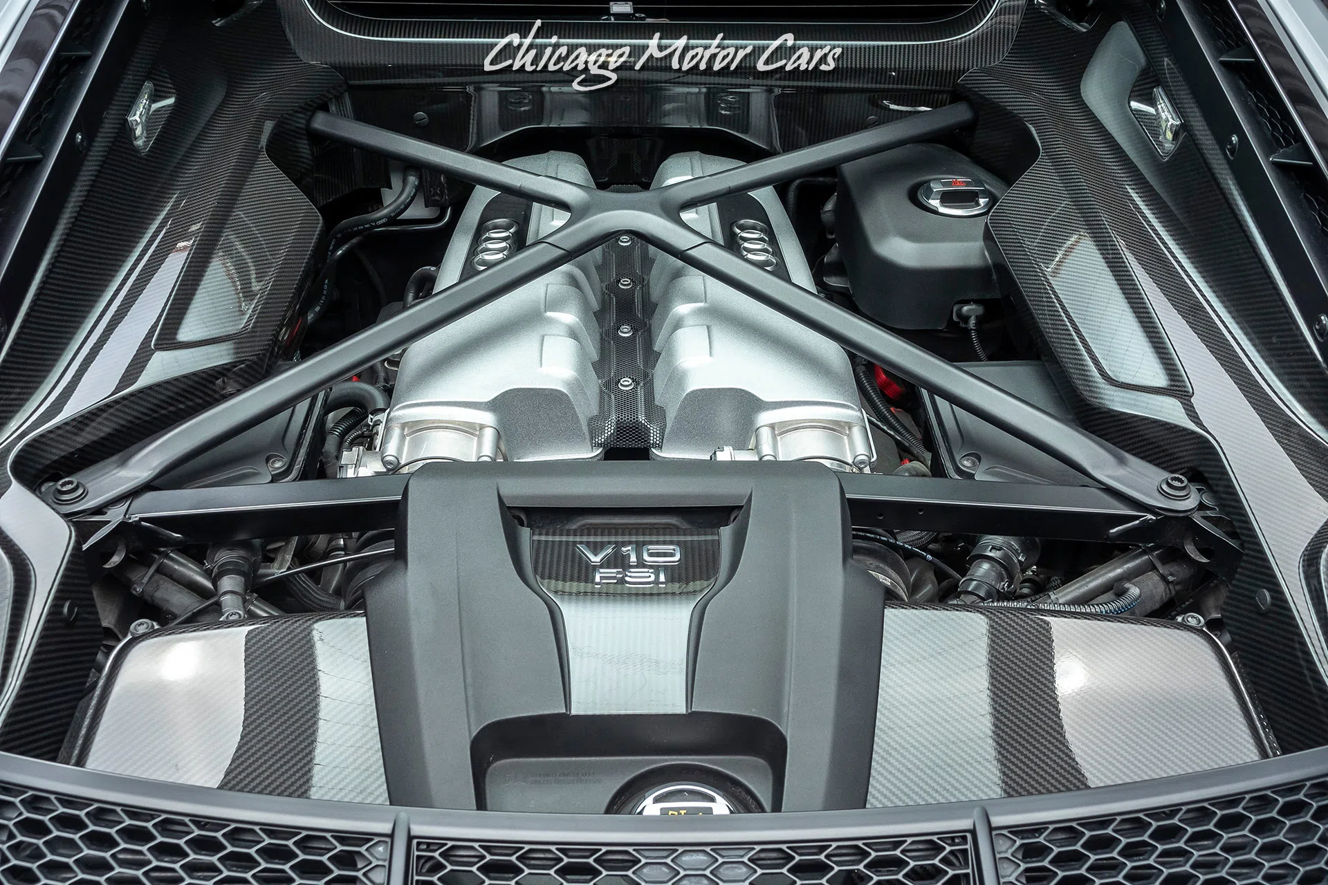 2017 Audi R8 5.2 Quattro V10 Plus Msrp engine