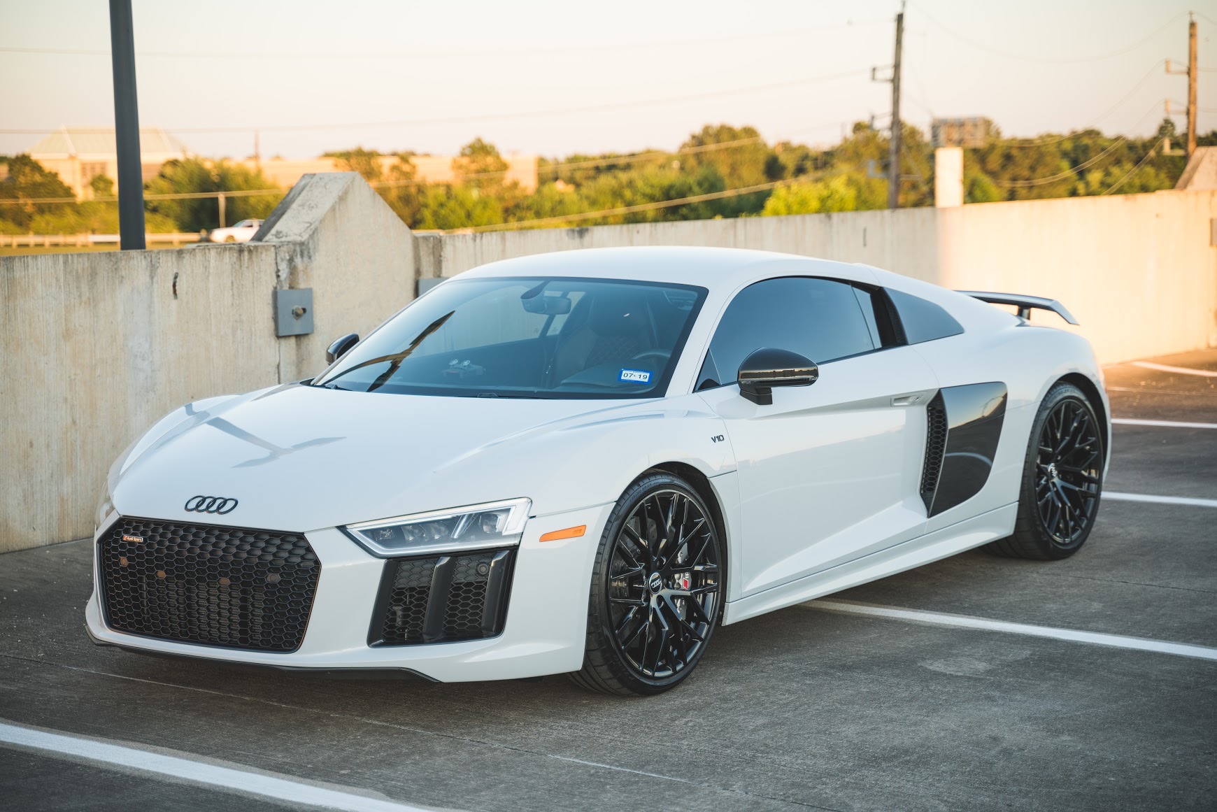 2017 AUDI R8 5.2 QUATTRO V10 PLUS MSRP