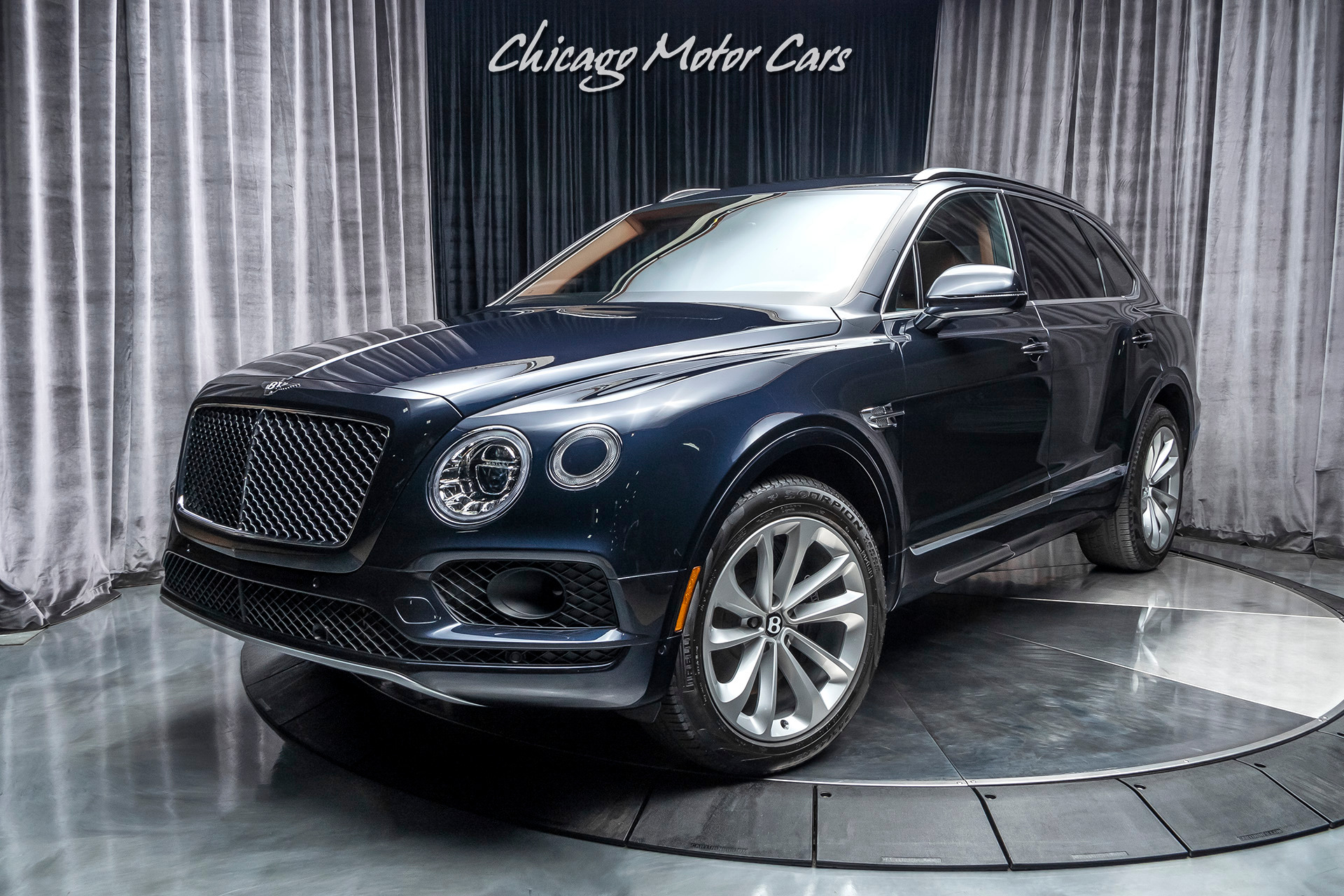 2019 BENTLEY BENTAYGA V8