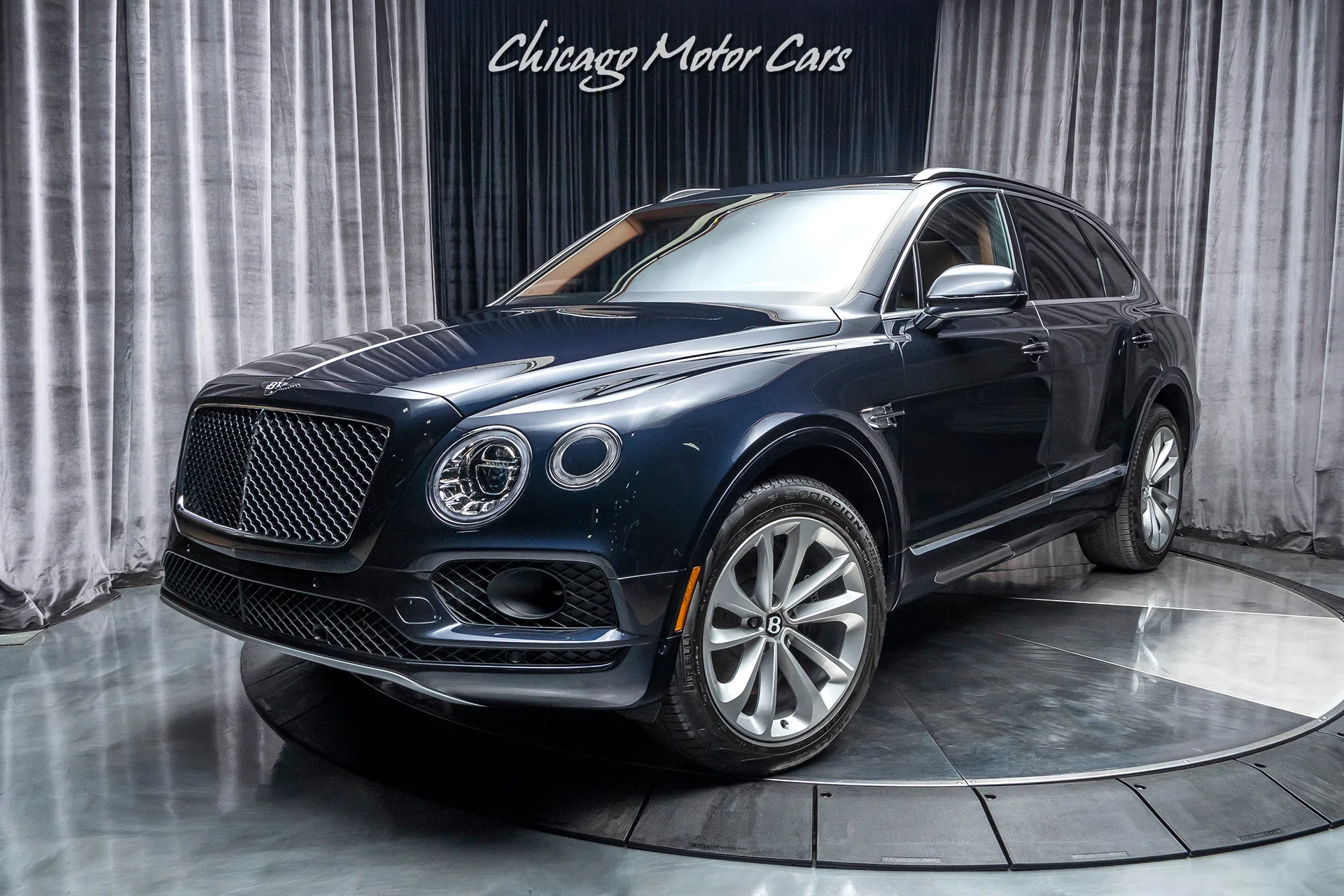 2019 BENTLEY BENTAYGA V8