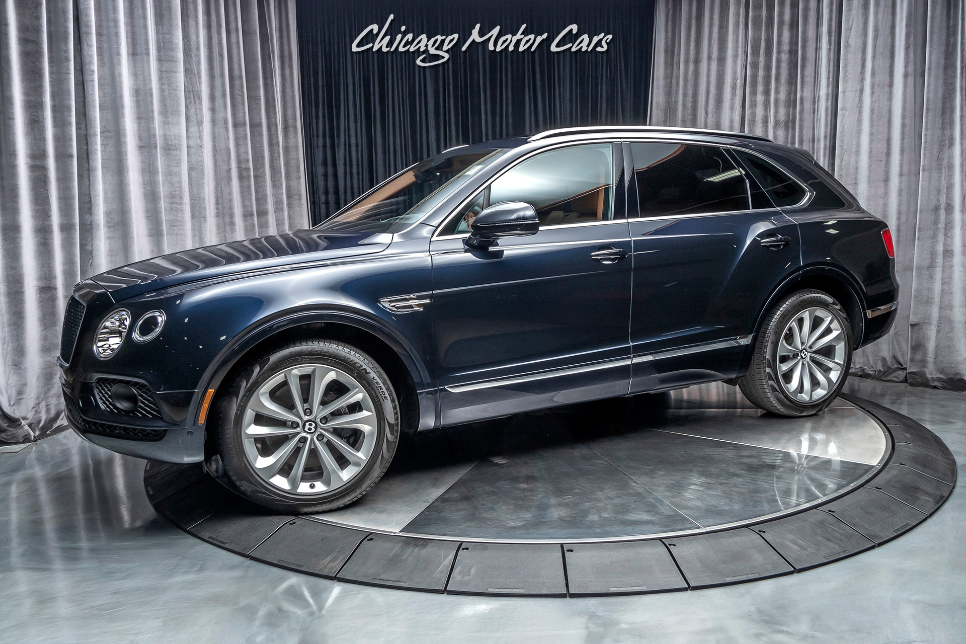 2019 BENTLEY BENTAYGA V8, 19/20