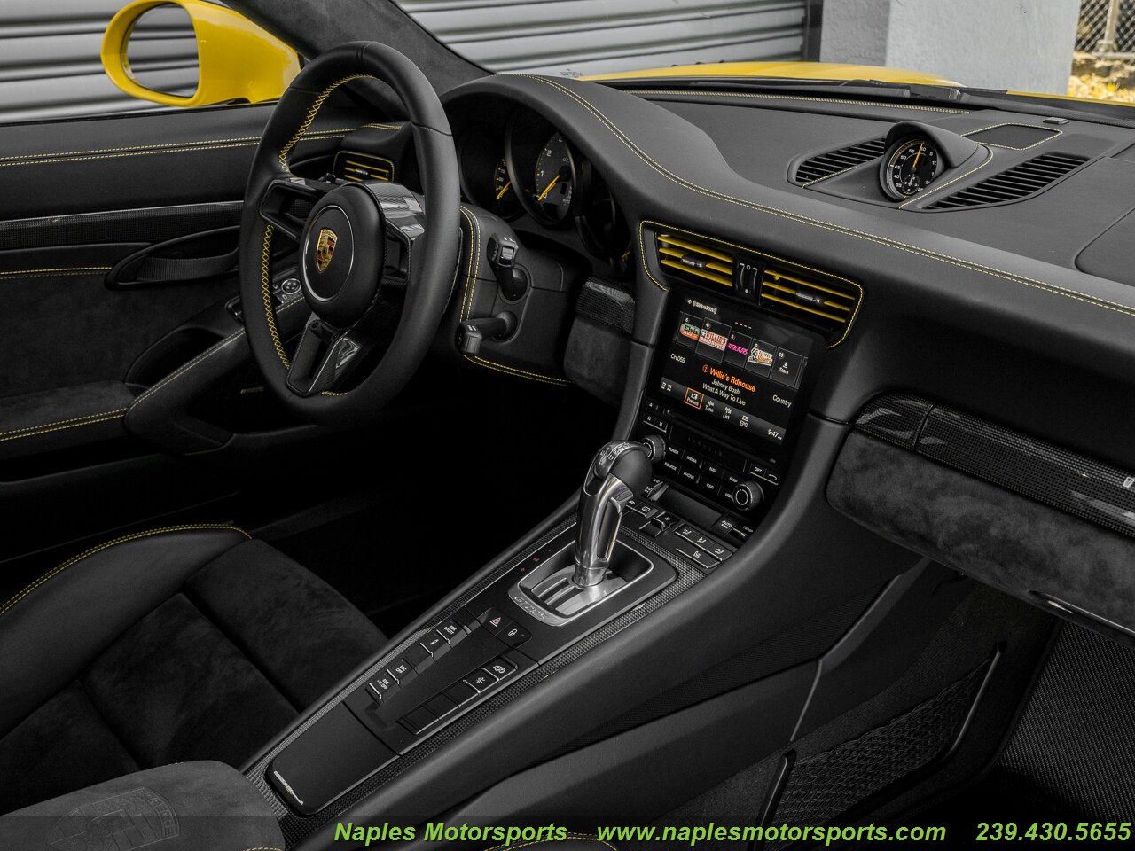 2018 Porsche 911 GT2 RS, 17/20