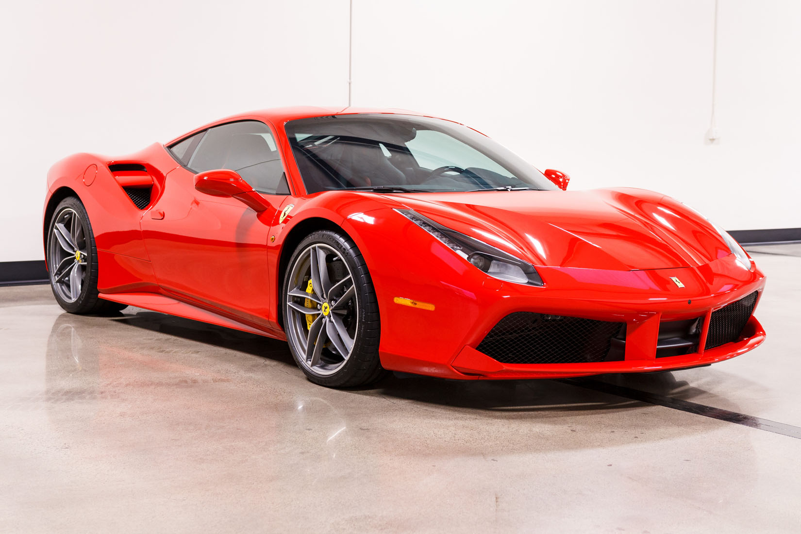 2018 Ferrari 488 GTB, 2/21