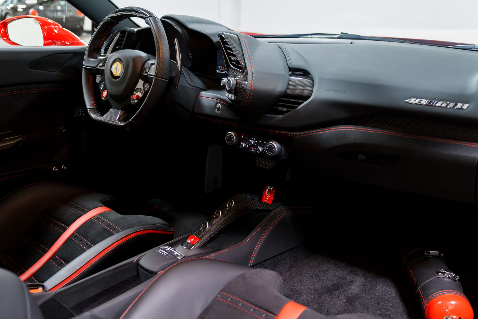 2018 Ferrari 488 GTB, 18/21