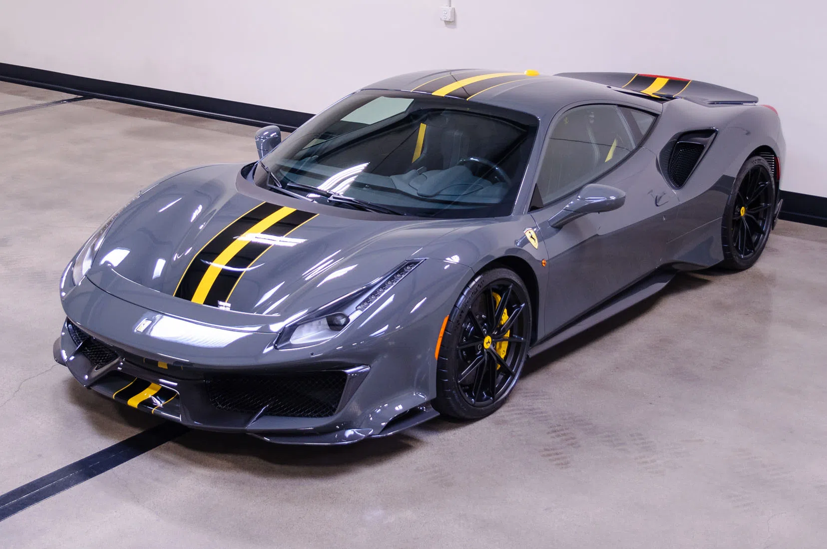 2020 Ferrari 488 Pista for sale, exterior, Grigio Scuro