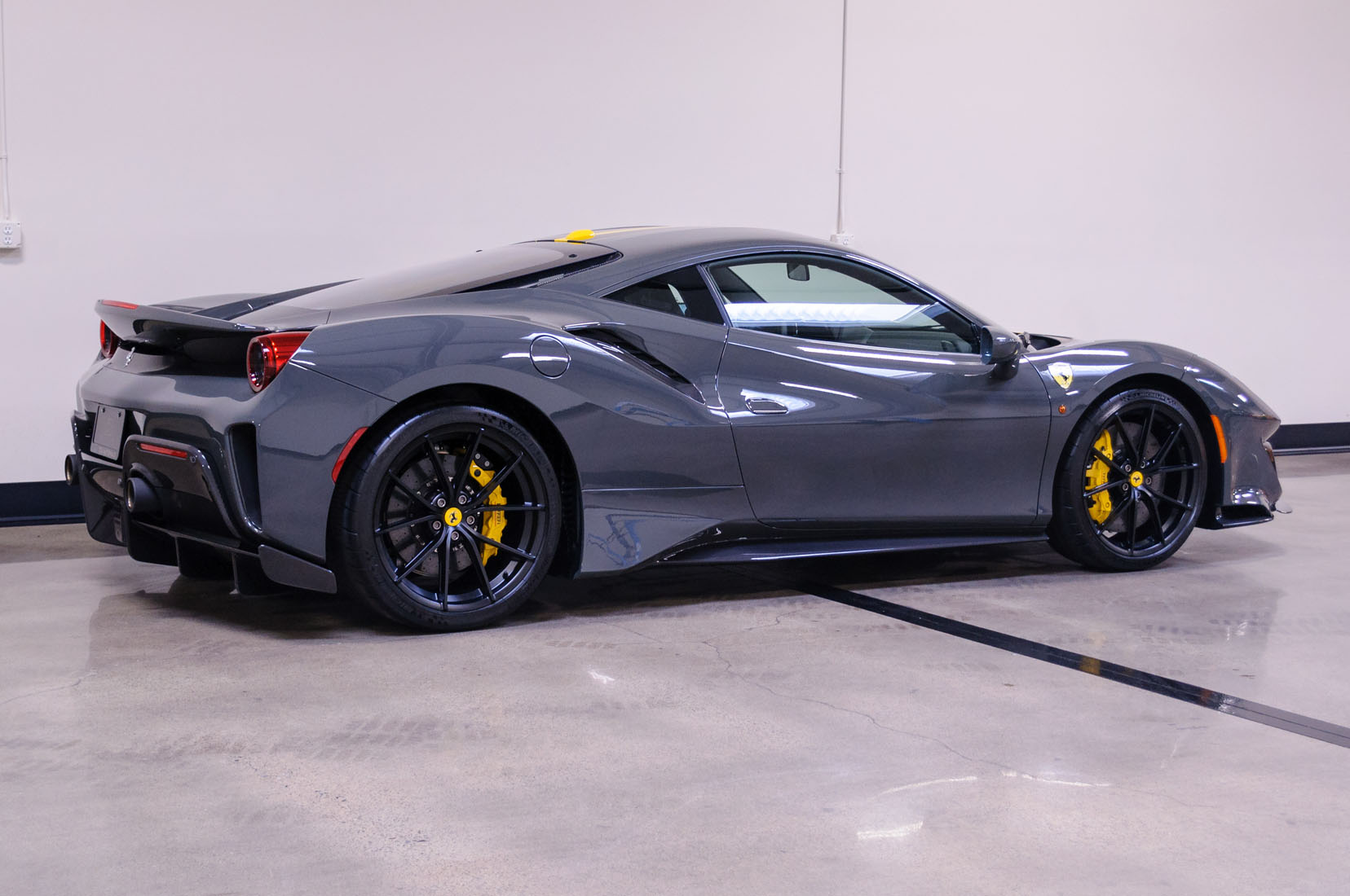 2020 Ferrari 488 Pista, 13/21