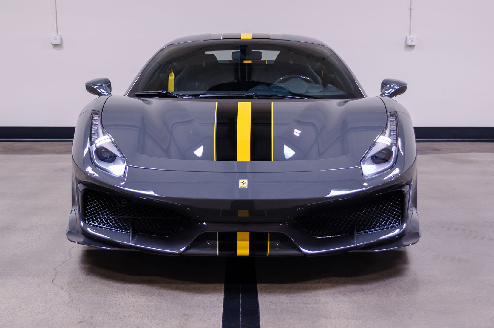 2020 Ferrari 488 Pista, 16/21