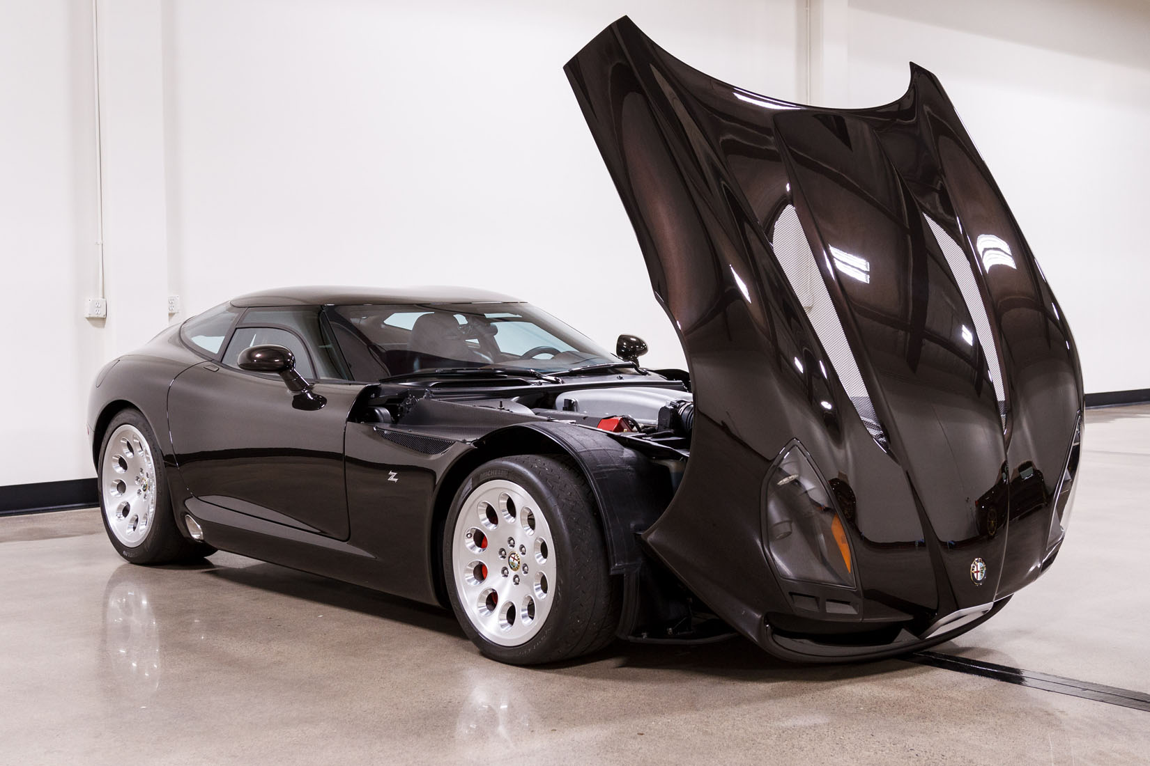 2010 Zagato Alfa Romeo TZ3 Stradale, 3/21