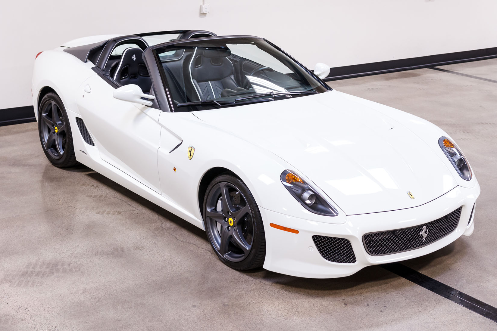 2011 Ferrari 599 SA Aperta, 11/21