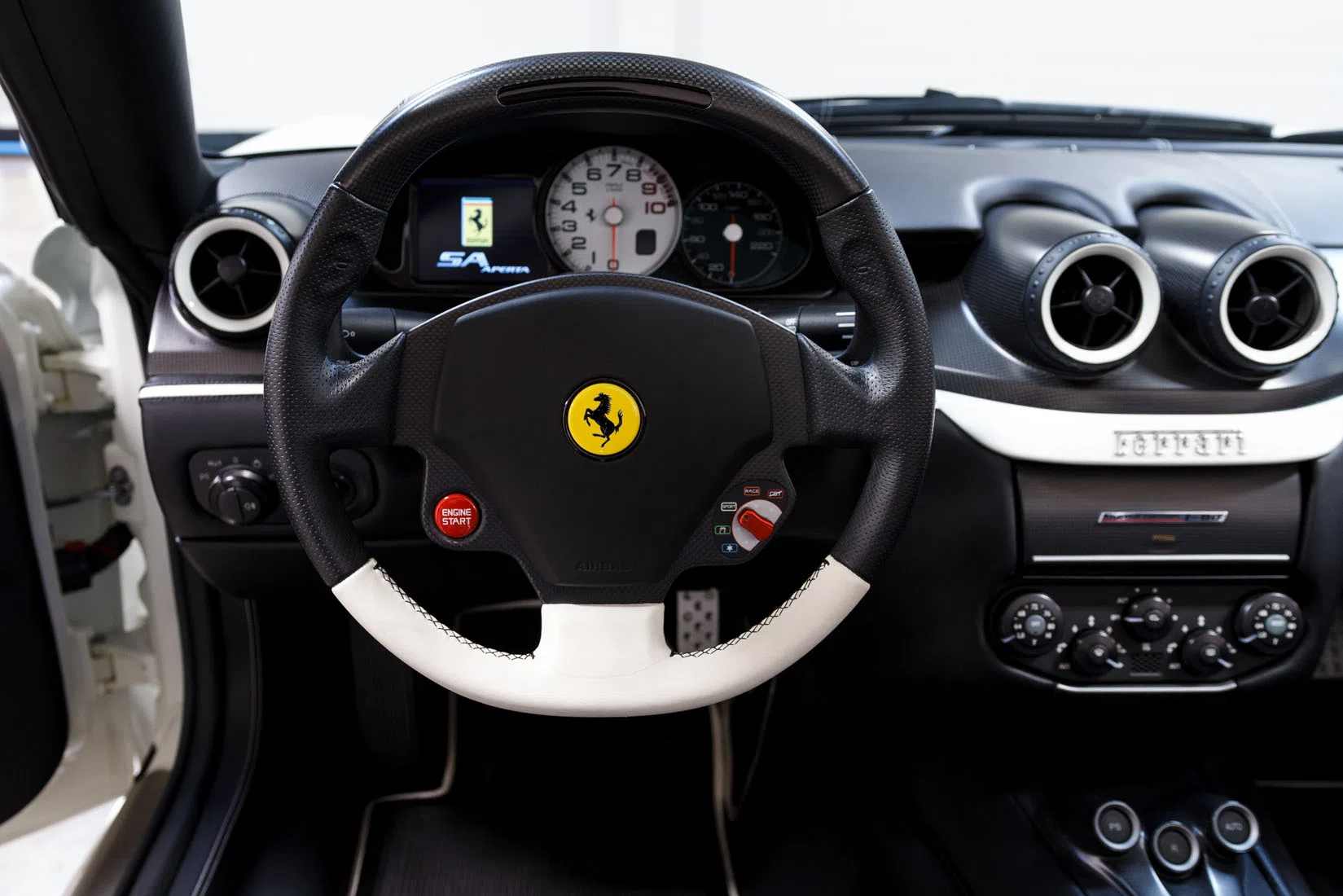 2011 Ferrari 599 SA Aperta, 19/21