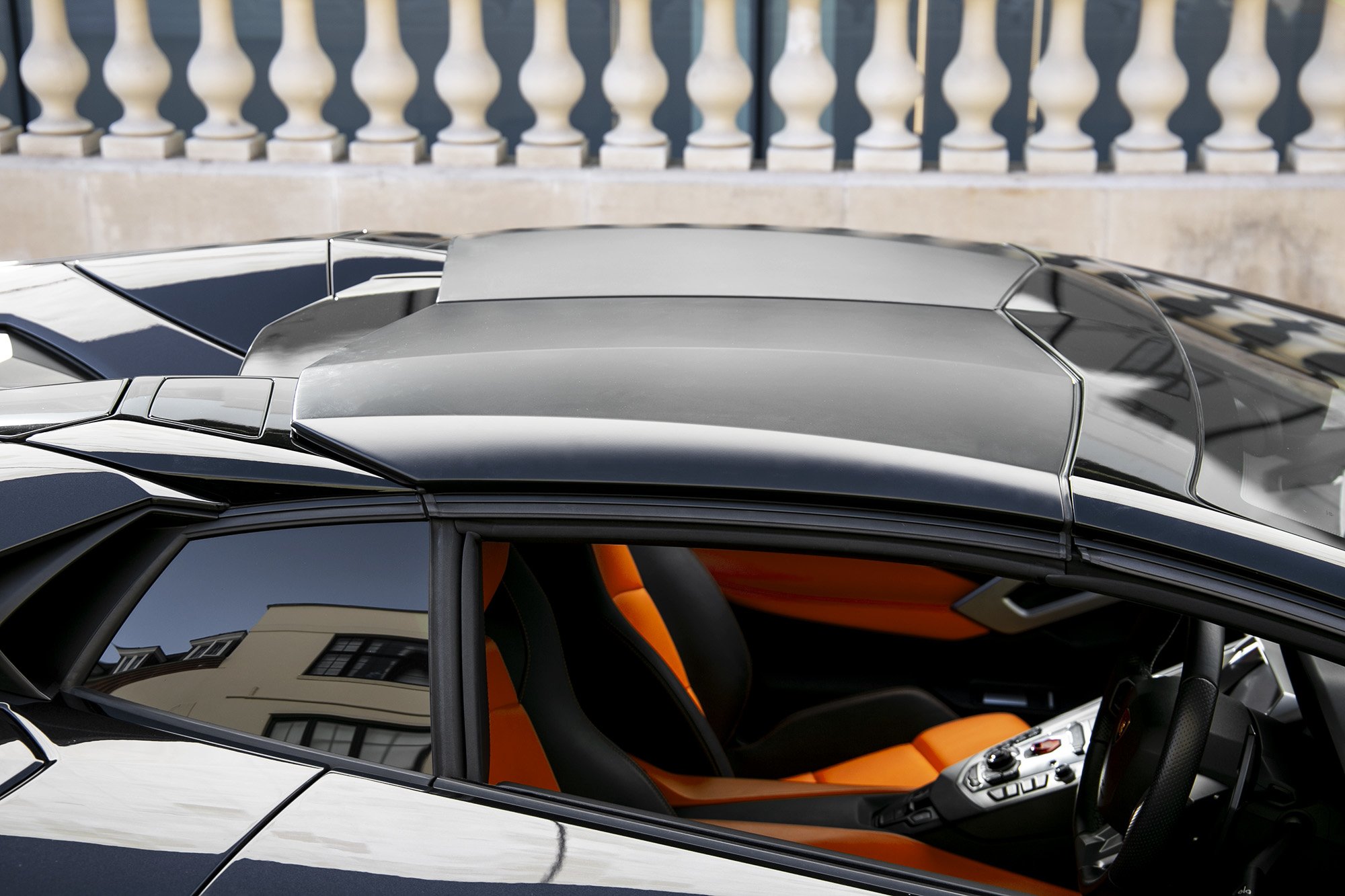 2014 Lamborghini Aventador Roadster LP700-4, 19/20