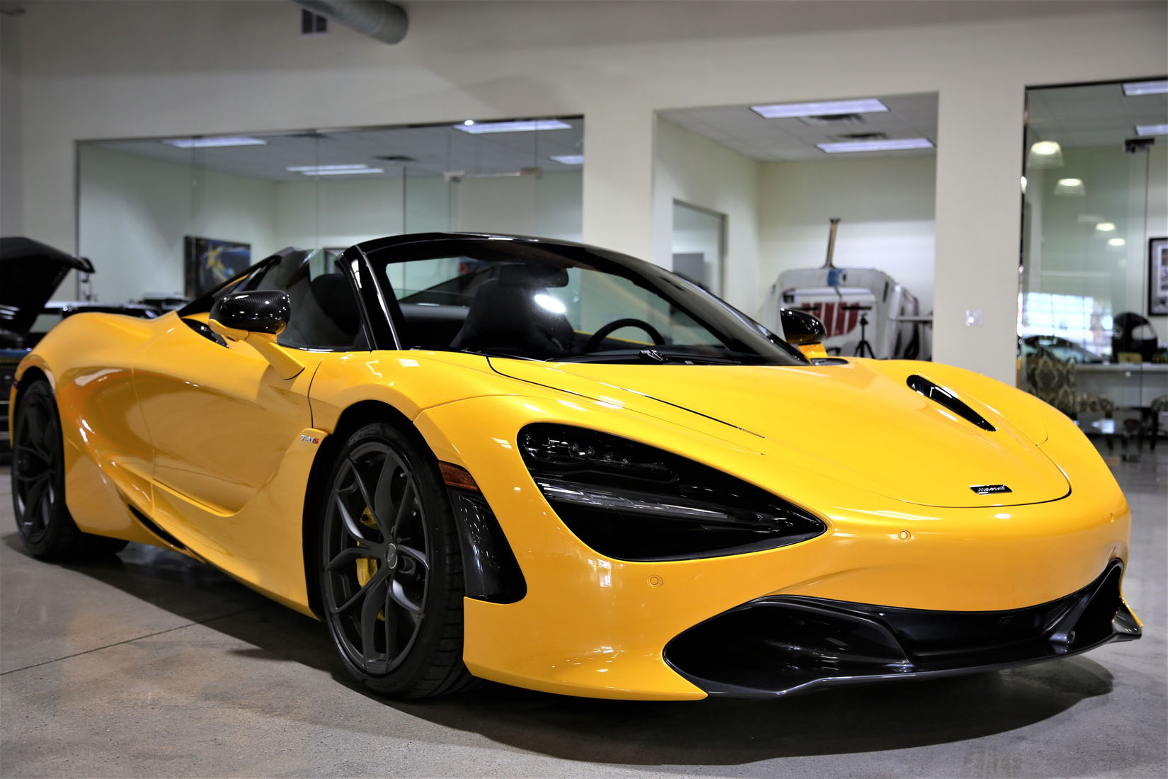 2020 McLaren 720S Performance Spider, 19/20