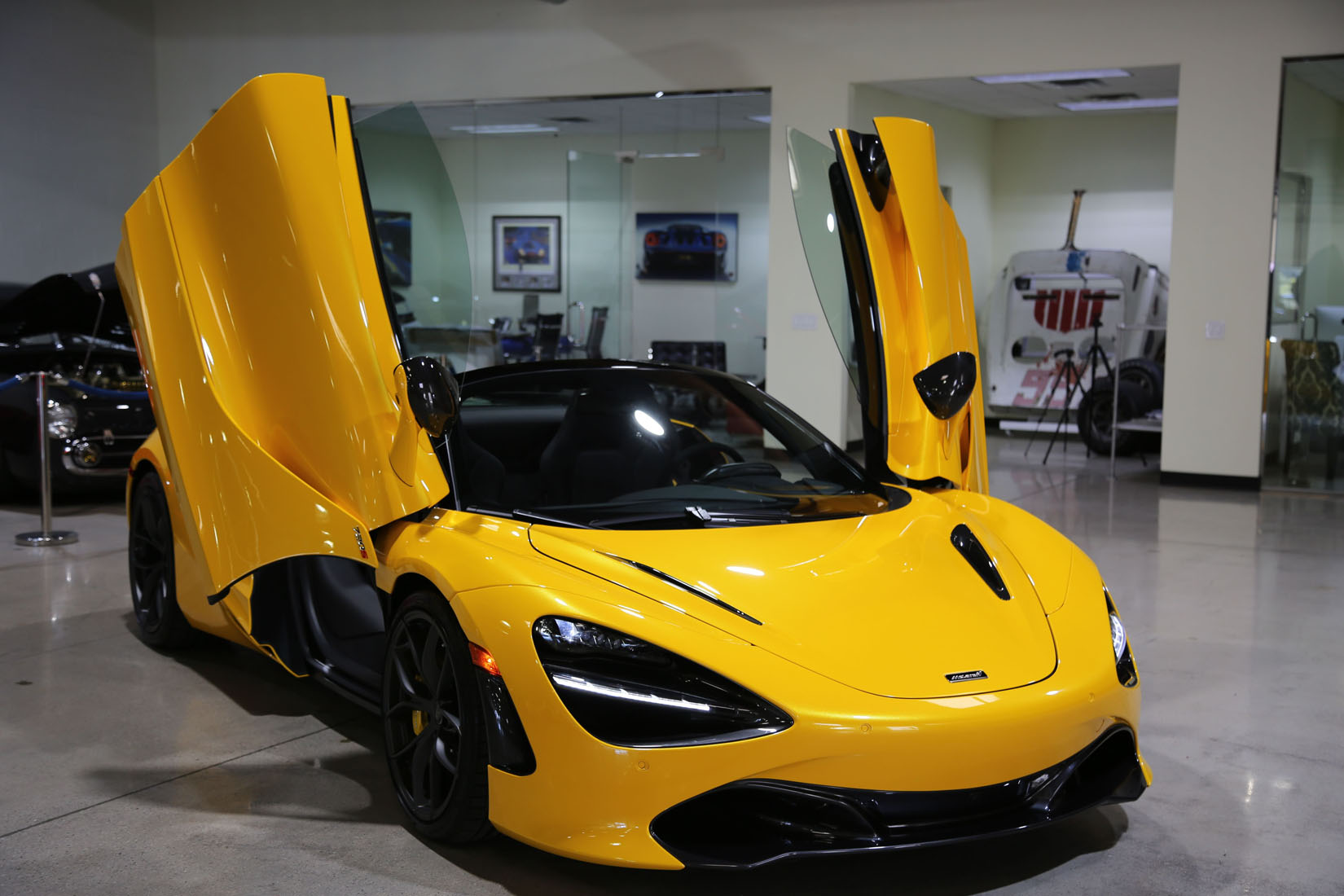 2020 McLaren 720S Performance Spider, 20/20