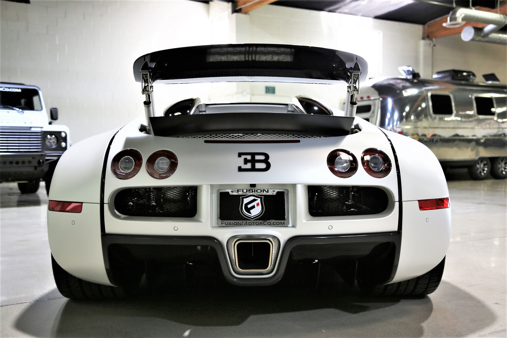 2010 Bugatti Veyron Grand Sport, 1 OF 1 BLANC NOIR, 2/20