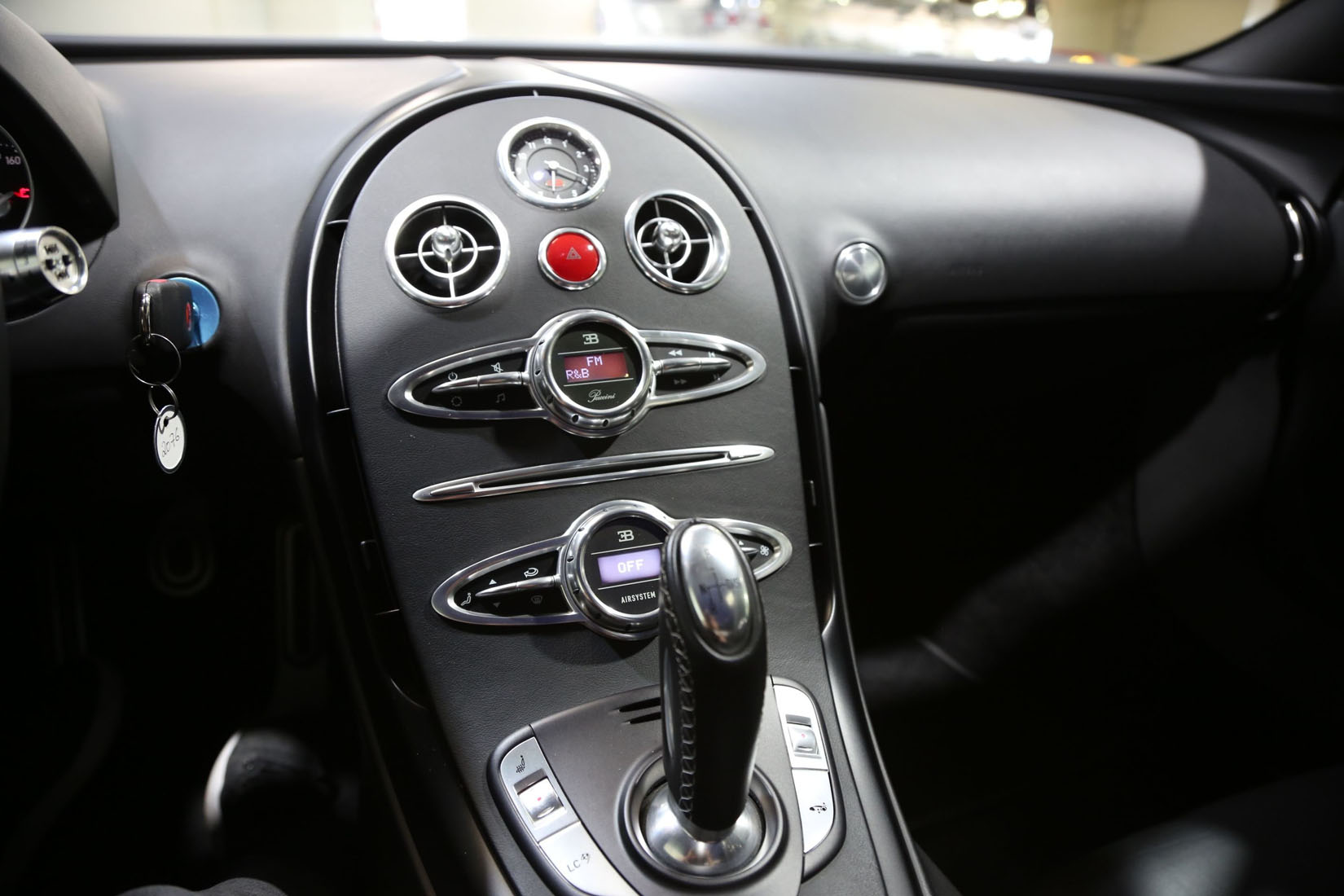 2010 Bugatti Veyron Grand Sport, 1 OF 1 BLANC NOIR, 5/20