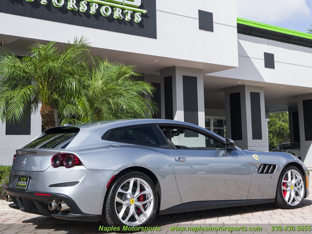 2019 Ferrari GTC4Lusso T, 13/20