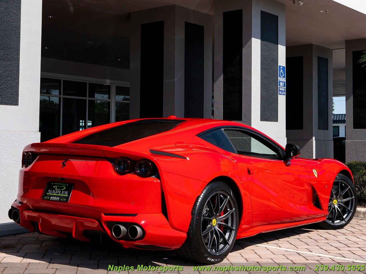 2018 Ferrari 812 Superfast, 2/20
