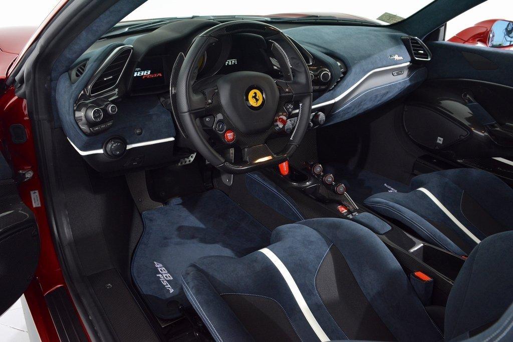 2020 Ferrari 488 Pista, 5/20