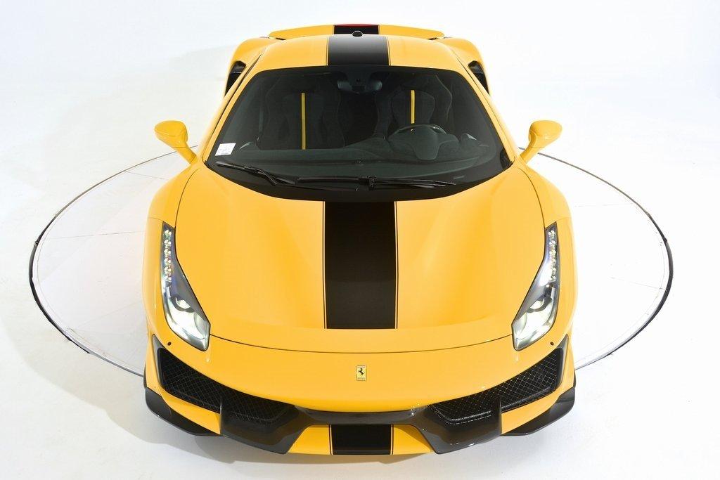 2020 Ferrari 488 Pista, 2/20