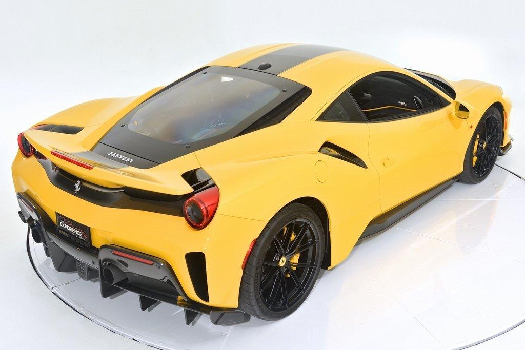 2020 Ferrari 488 Pista, 15/20