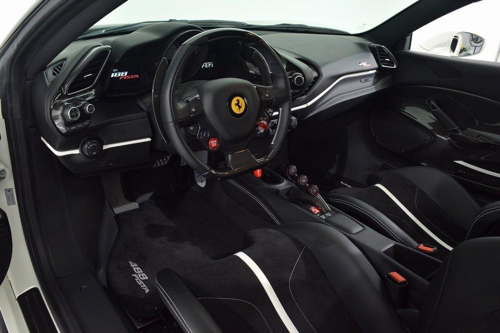 2019 Ferrari 488 Pista, 3/20