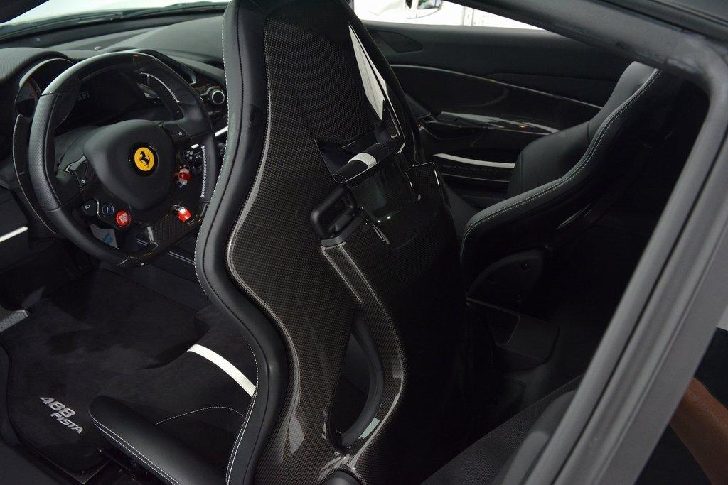 2019 Ferrari 488 Pista, 16/20
