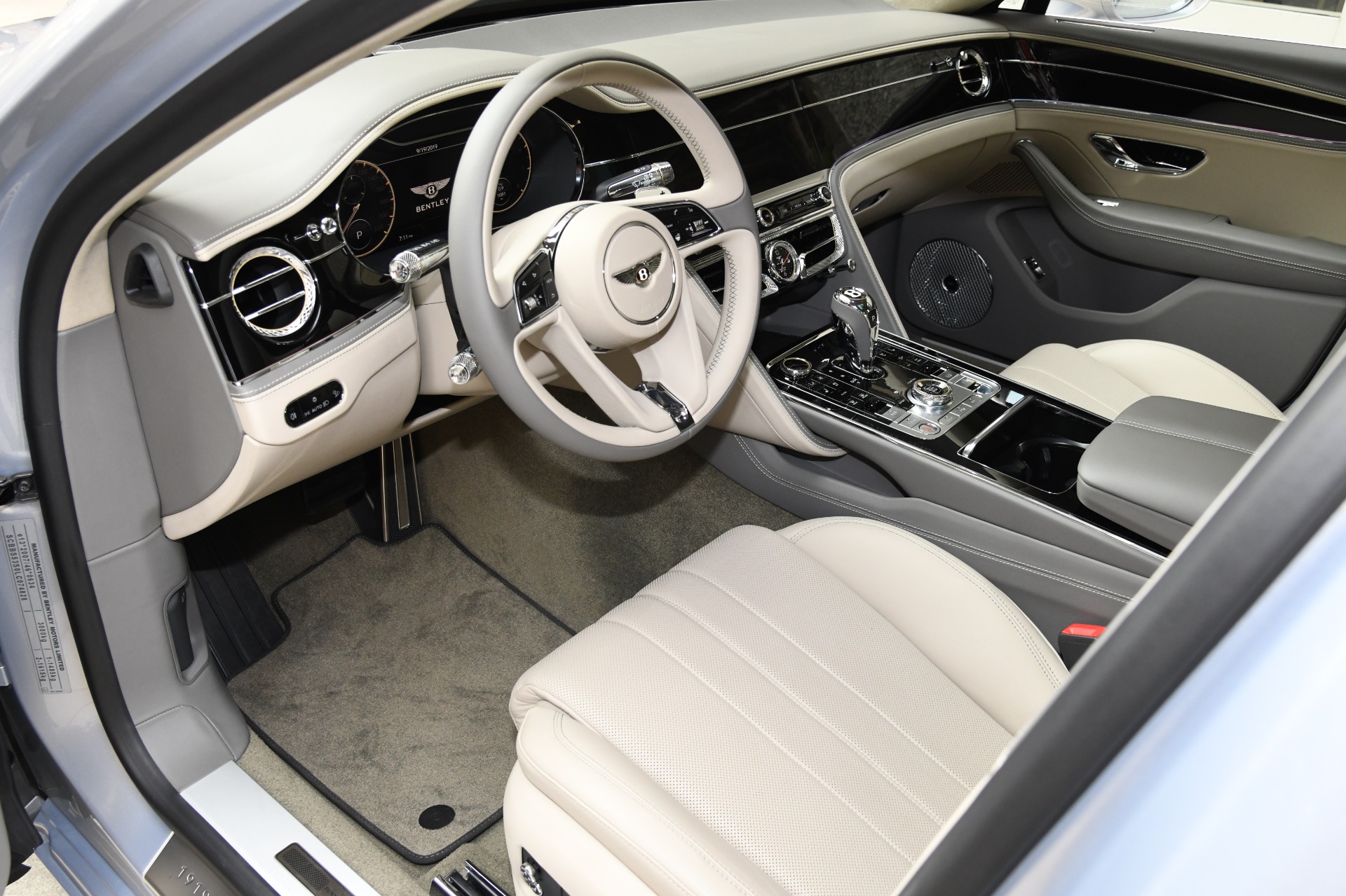 2020 Bentley Flying Spur W12, 4/20