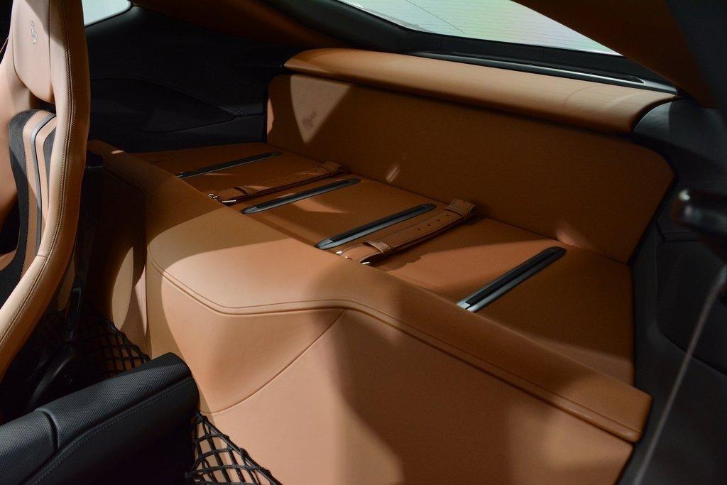 2019 Ferrari 812 Superfast, 17/20