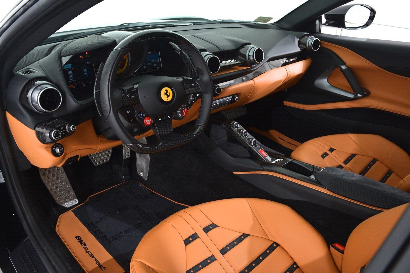 2020 Ferrari 812 Superfast, 2/20