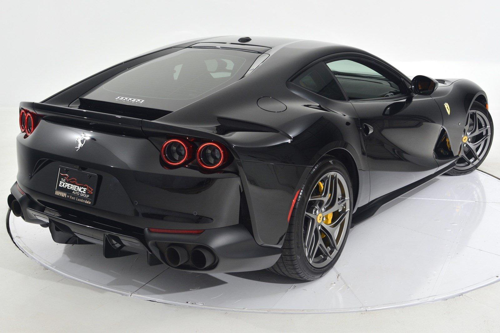 2020 Ferrari 812 Superfast, 14/20