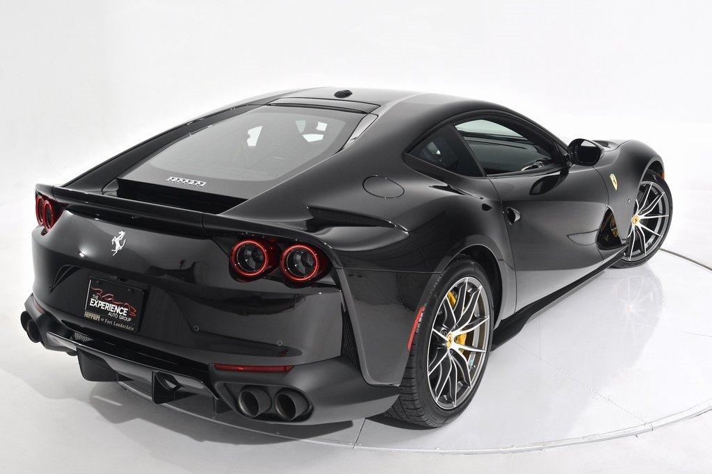 2020 Ferrari 812 Superfast, 11/20