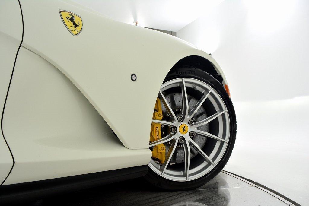 2019 Ferrari 812 Superfast, 15/20
