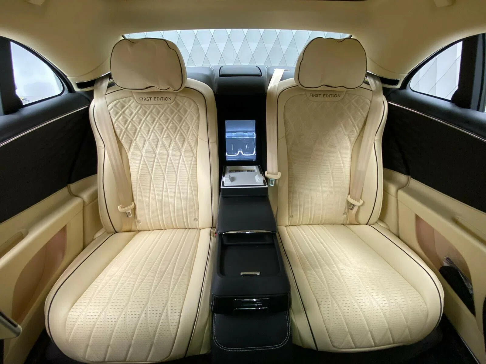 2020 Bentley Flying Spur FIRST EDITION interior, seats, full leather, beige