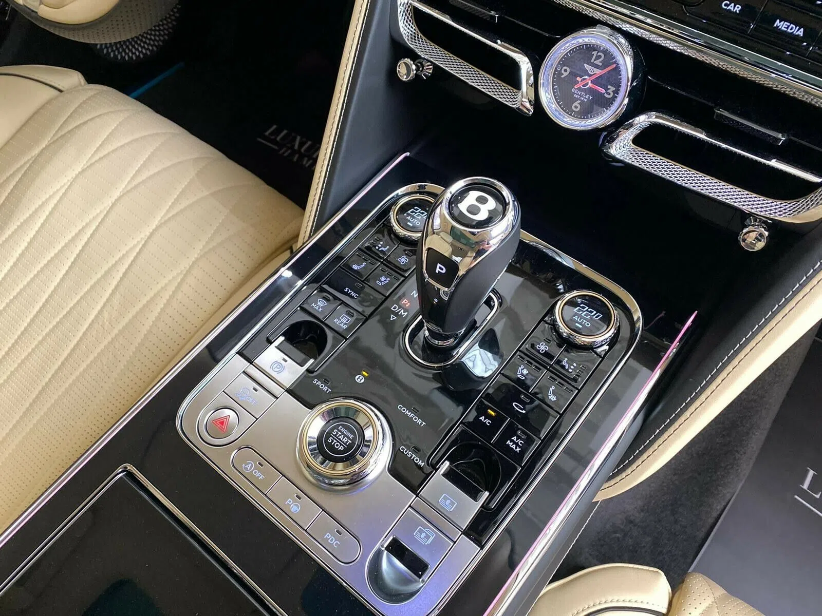 2020 Bentley Flying Spur FIRST EDITION interior, center console, full leather, beige