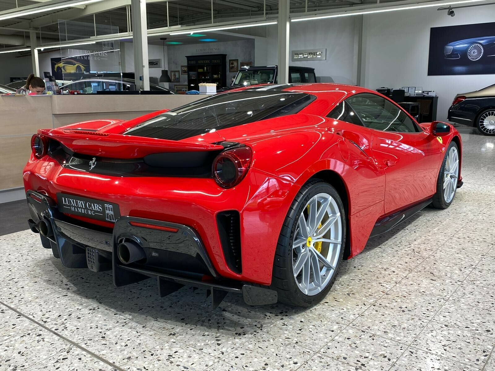 2020 Ferrari 488 Pista, 20/20