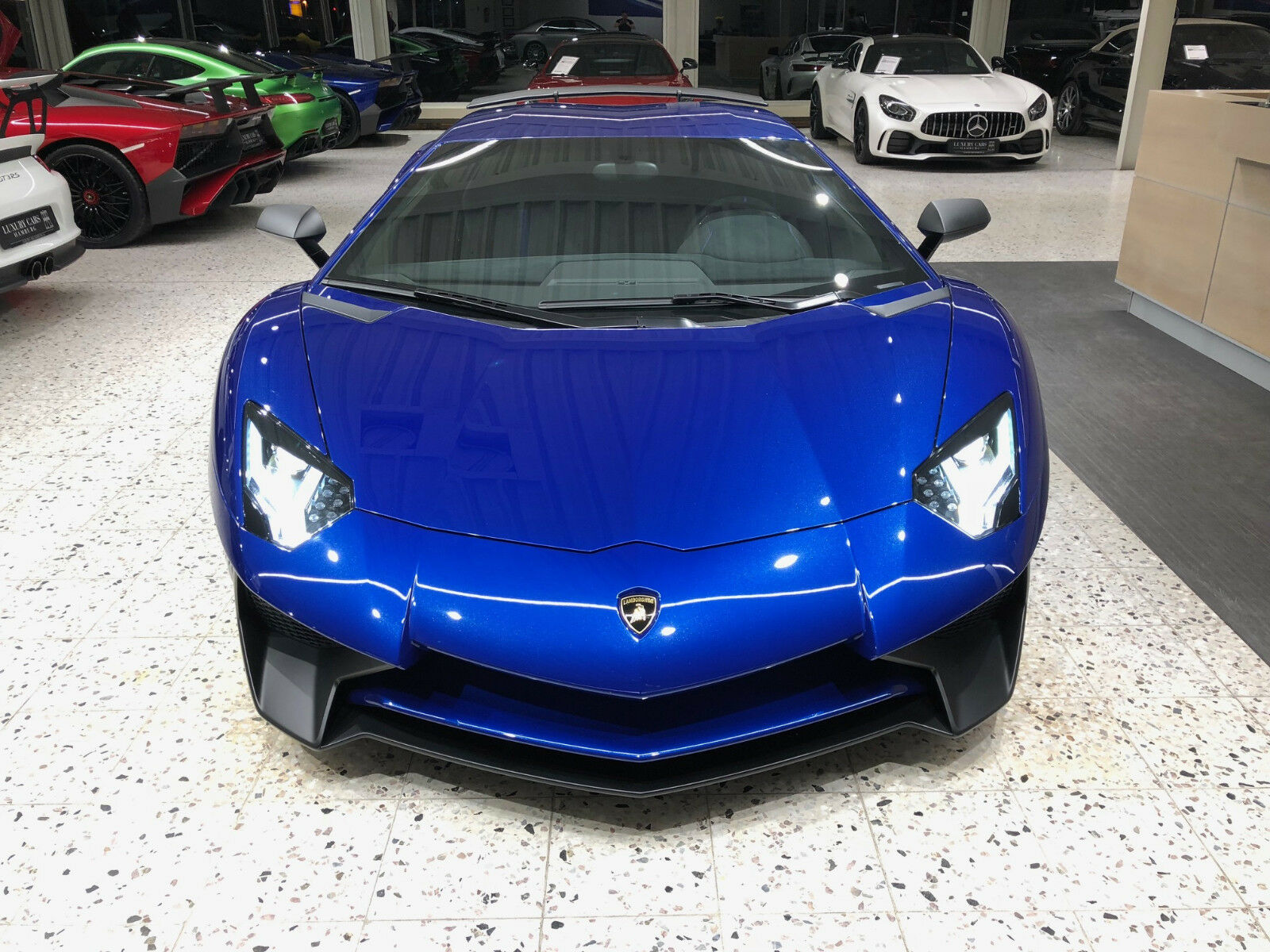 2018 Lamborghini Aventador LP 750-4 SV Coupe, 16/17