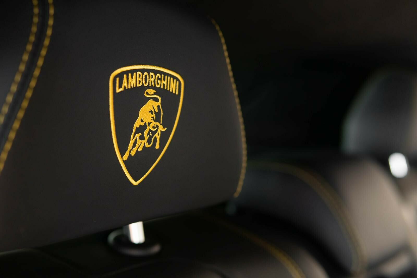 2020 Lamborghini Urus, 25/25