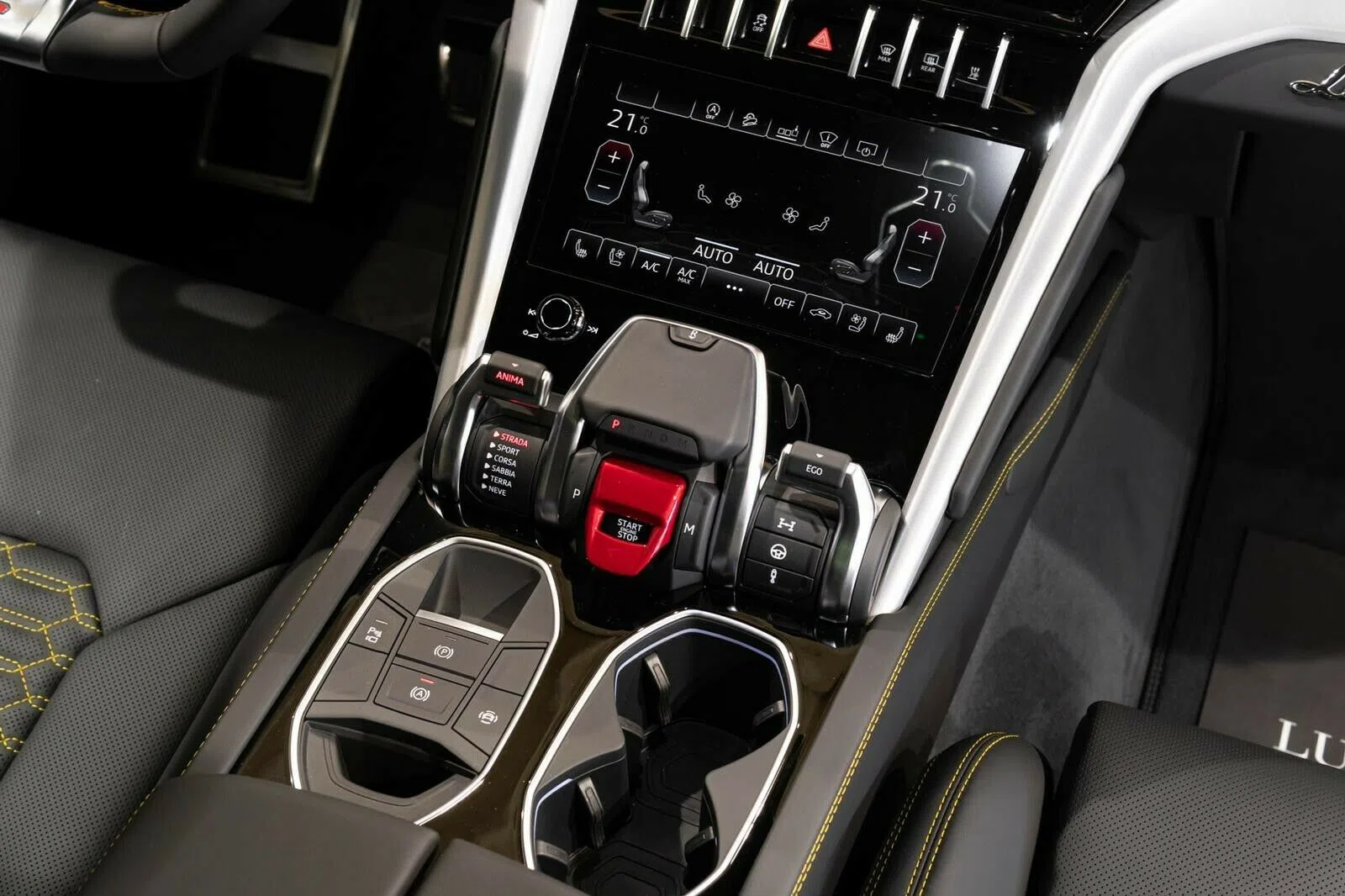 2020 Lamborghini Urus interior, center console, full leather, black
