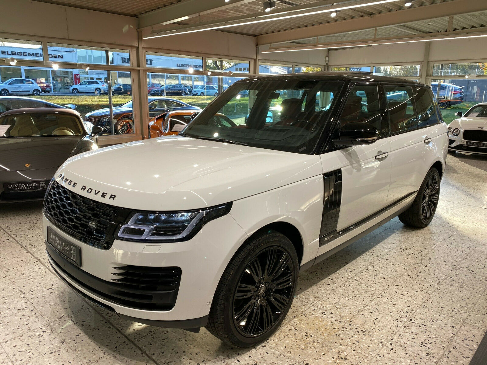 2020 Land Rover Range Rover LWB, 3/13