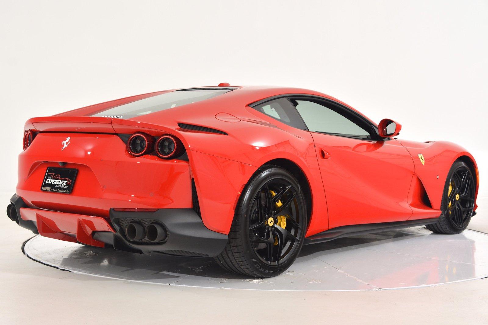2020 Ferrari 812 Superfast, 2/19