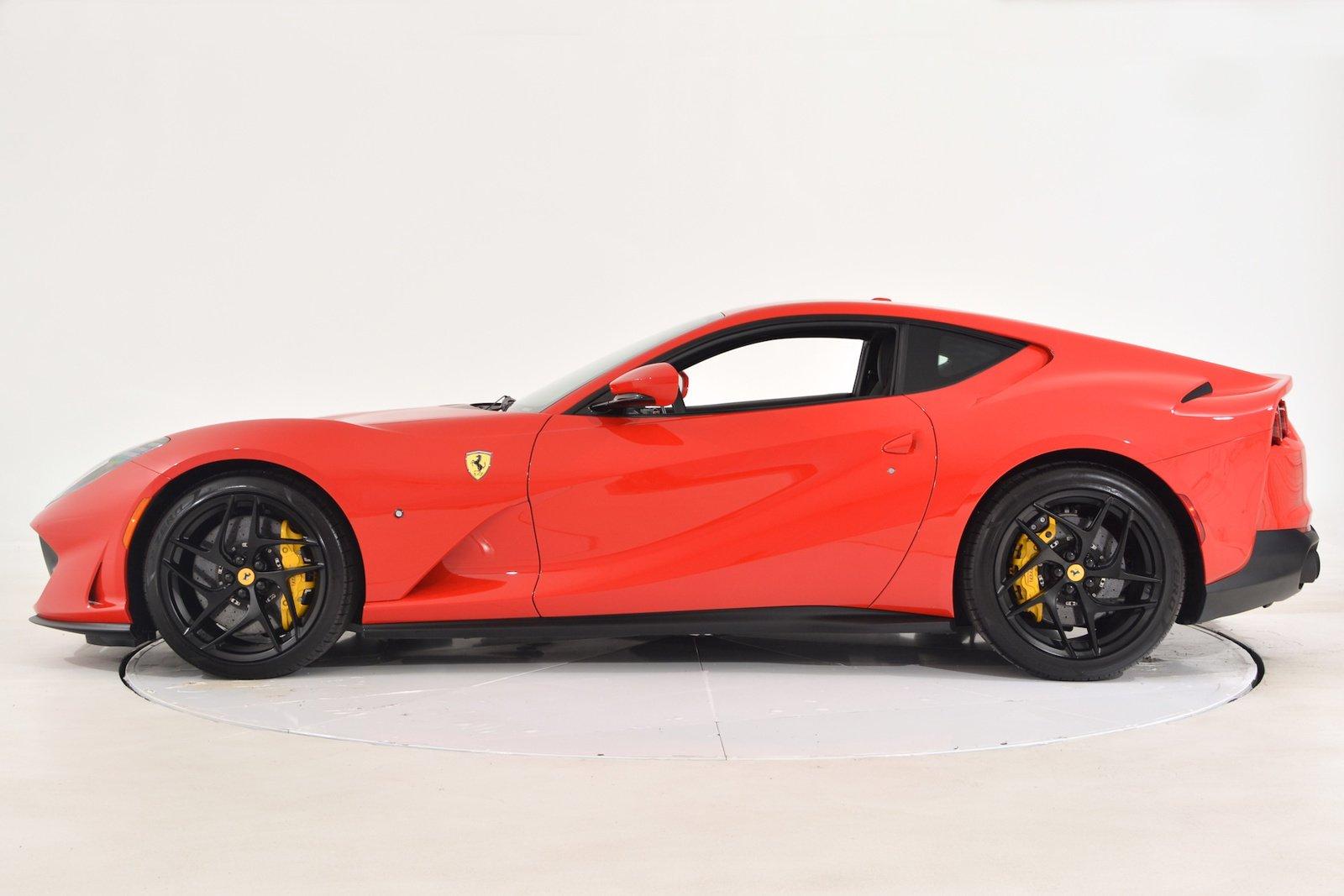 2020 Ferrari 812 Superfast, 3/19