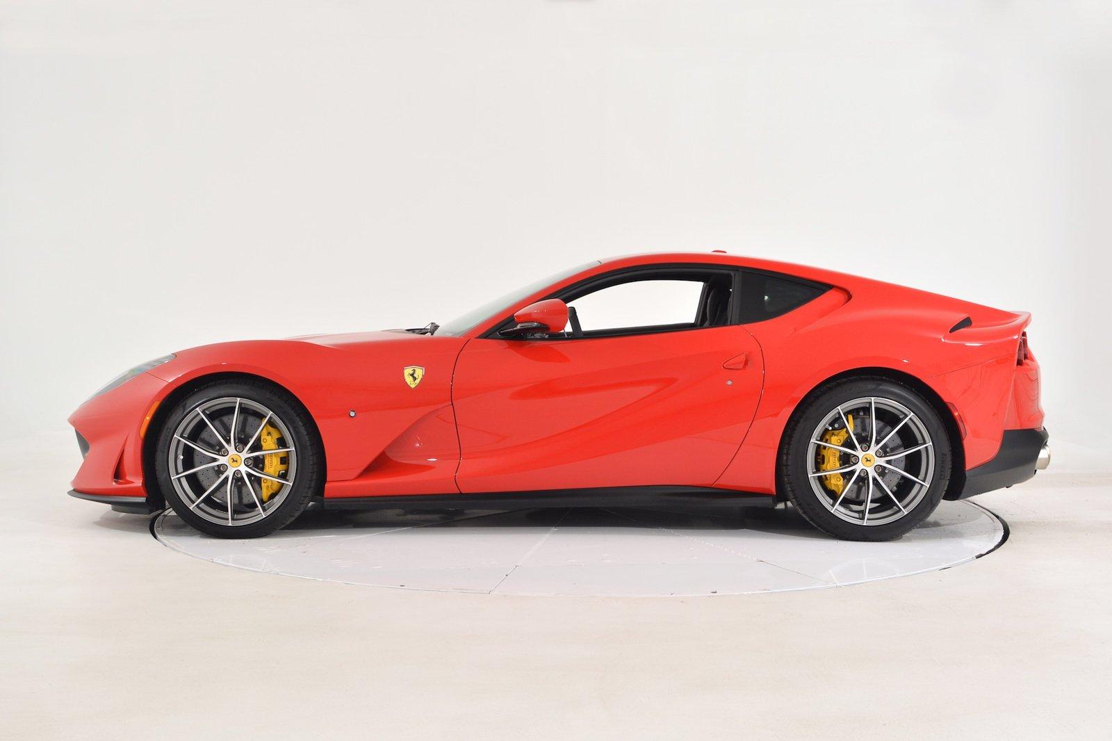 2020 Ferrari 812 Superfast, 2/16