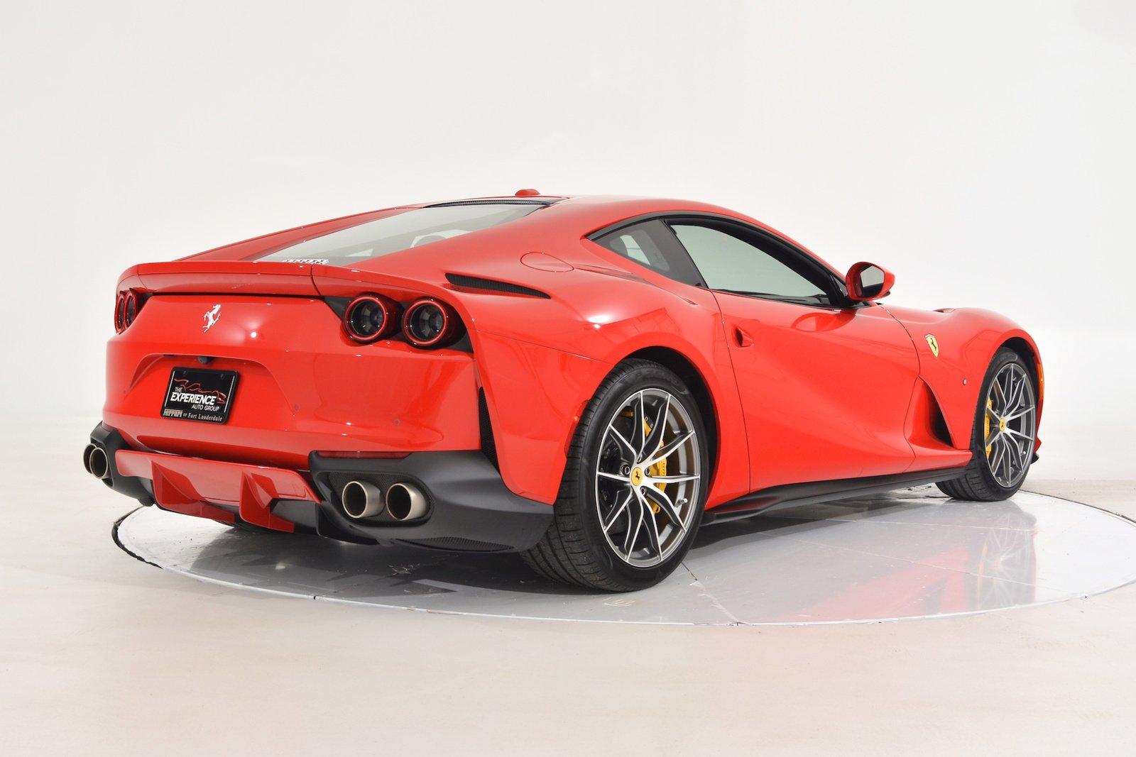 2020 Ferrari 812 Superfast, 15/16