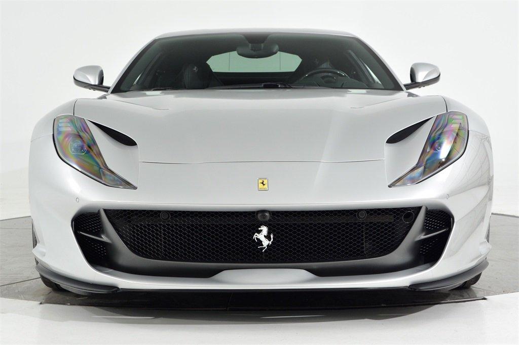 2019 Ferrari 812 Superfast, 10/18
