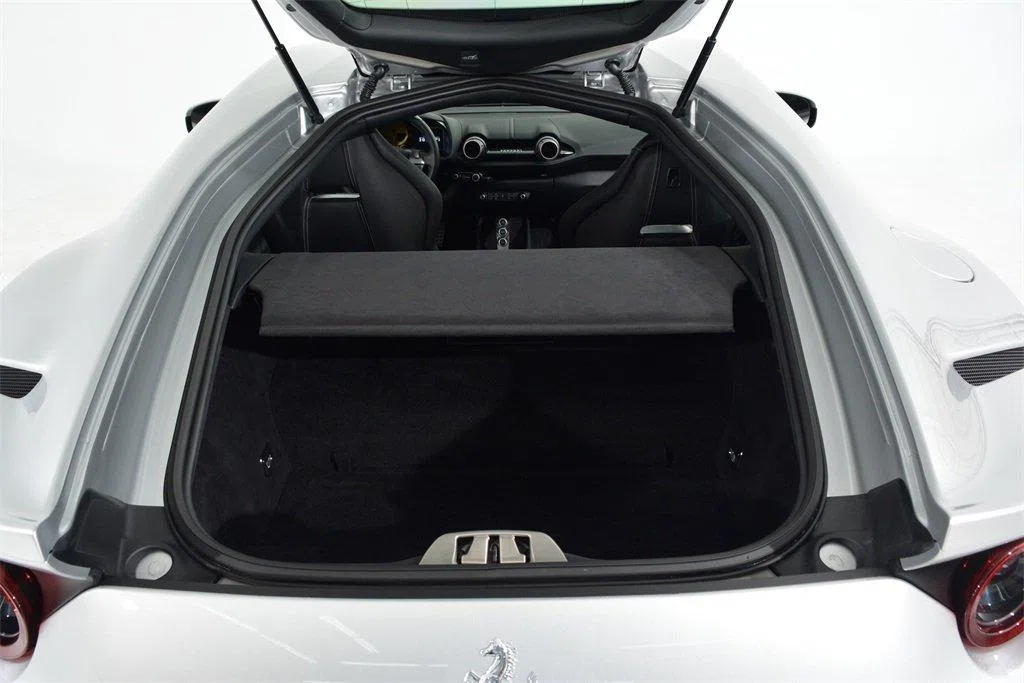 2019 Ferrari 812 Superfast trunk