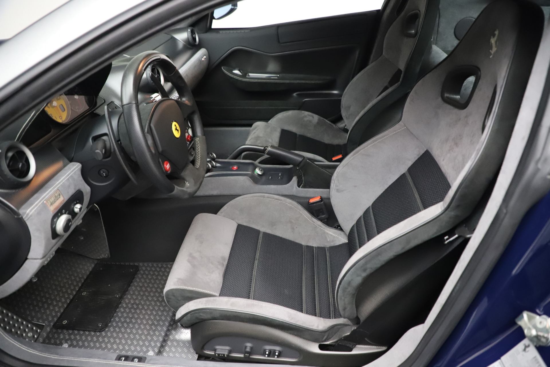 2011 Ferrari 599 GTO, 6/20