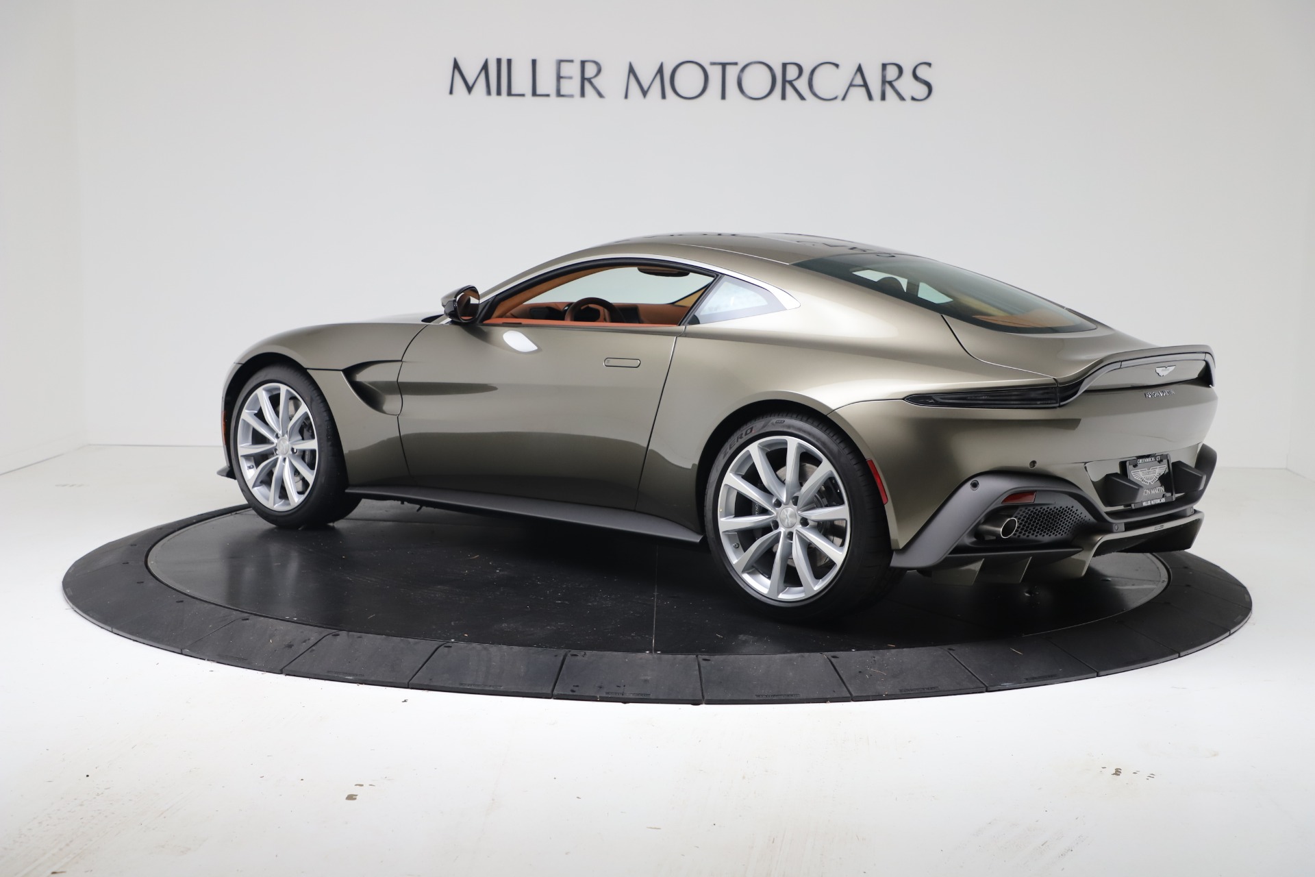 2020 Aston Martin Vantage Coupe, 8/19