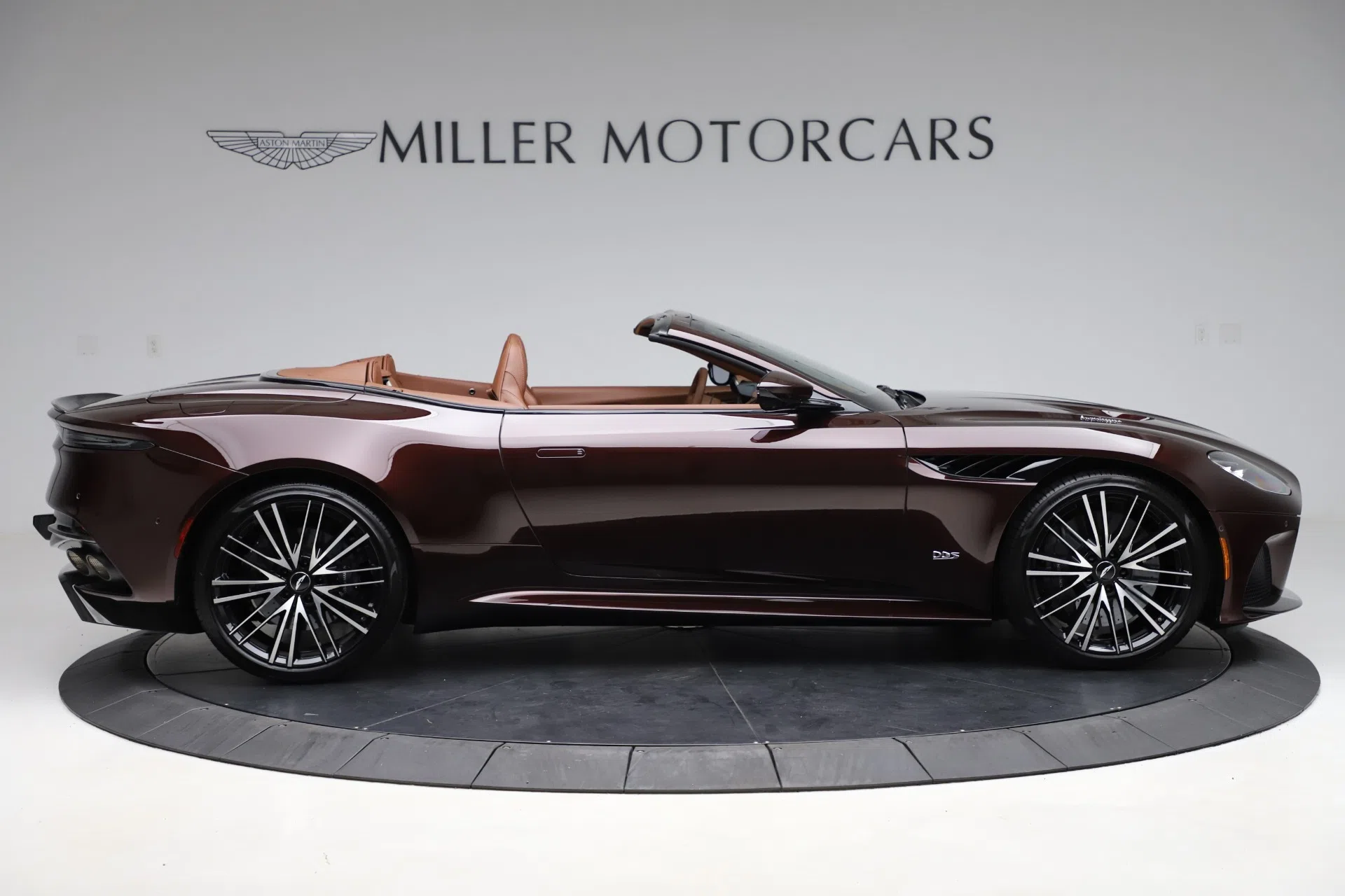 2020 Aston Martin DBS Superleggera Volante for sale, exterior, CHESTNUT TAN