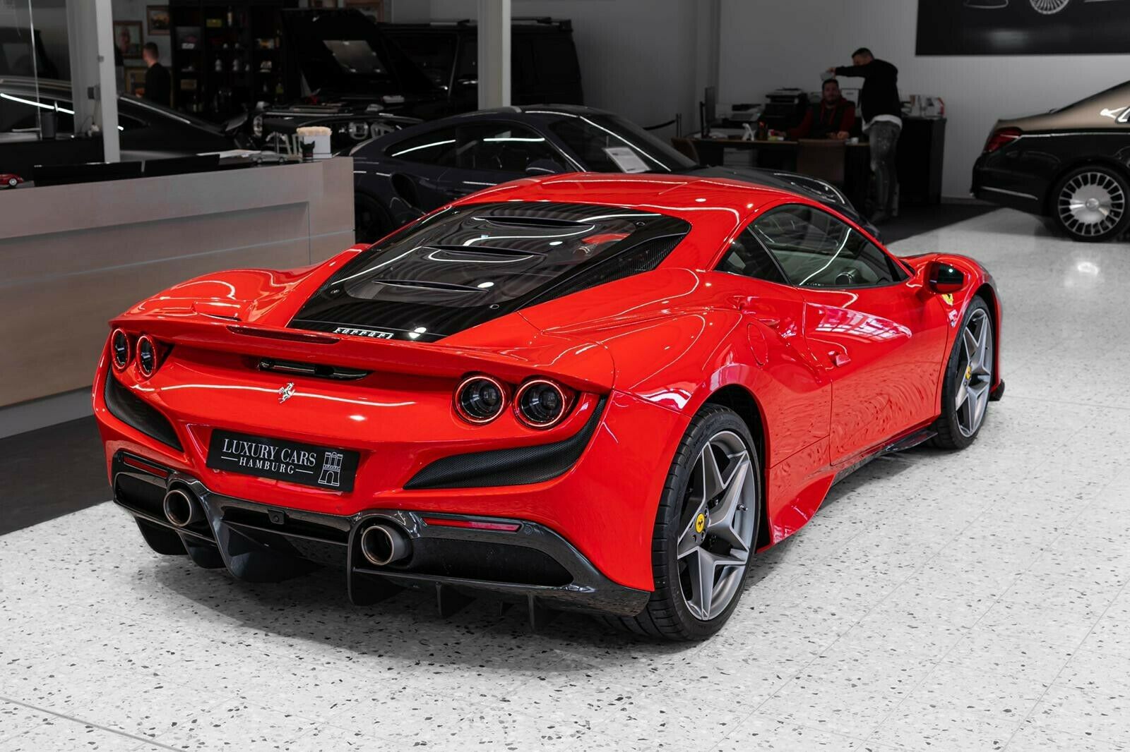 2020 Ferrari F8 Tributo Coupé, 2/12