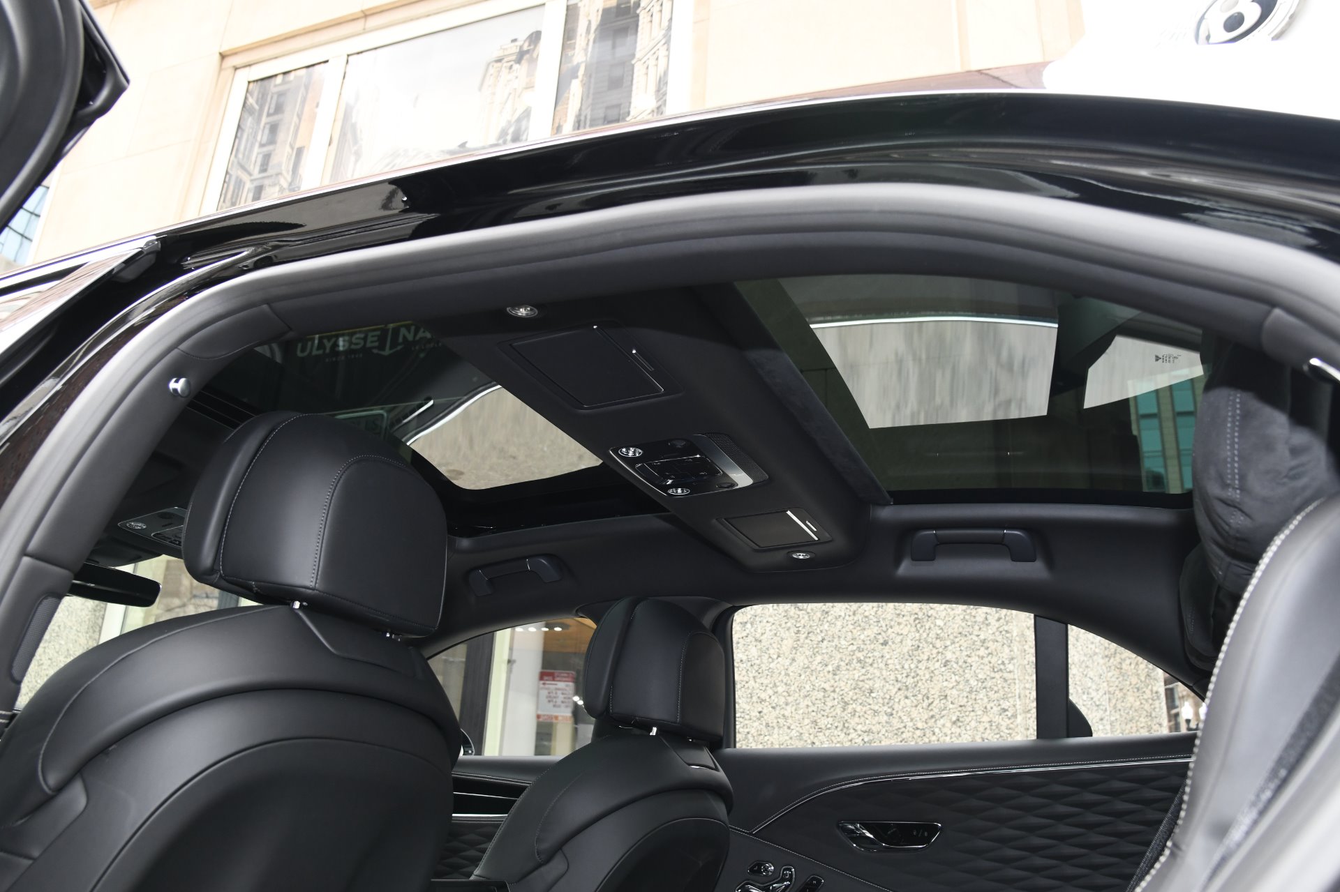 2020 Bentley Flying Spur W12, 18/20